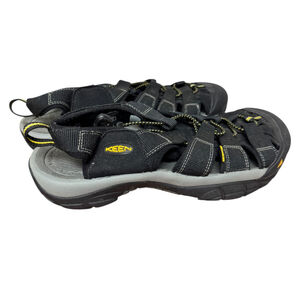 Men’s KEEN Newport H2 Black Sport Sandals Size 12